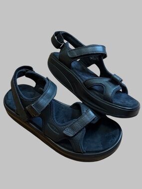 MBT Women's Kisumu 3S Black Platform Sandals